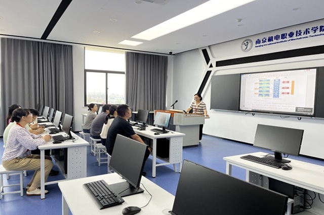 共建“底層基礎+中層模塊+高層方向”課程體系，賦能智慧園區產業鏈發展